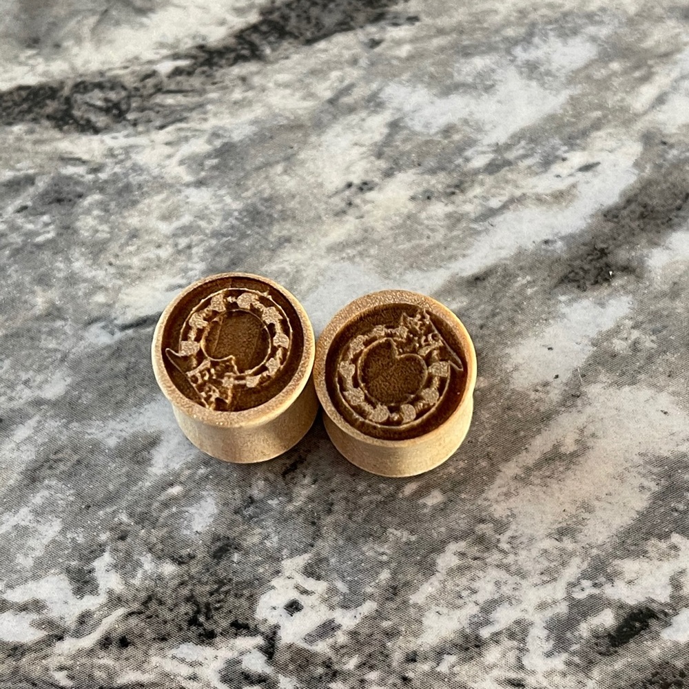 Beetlejuice wooden gauges